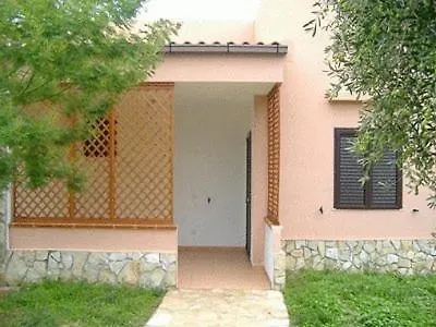 Santa Maria Villaggio Turistico 3*